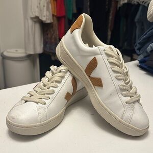 White Sneakers with Brown Accents